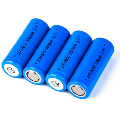 Alta capacità 3.7V 3000mAh 18650 Batteria al litio Cella ricaricabile Li Ion con 500 volte la durata del ciclo