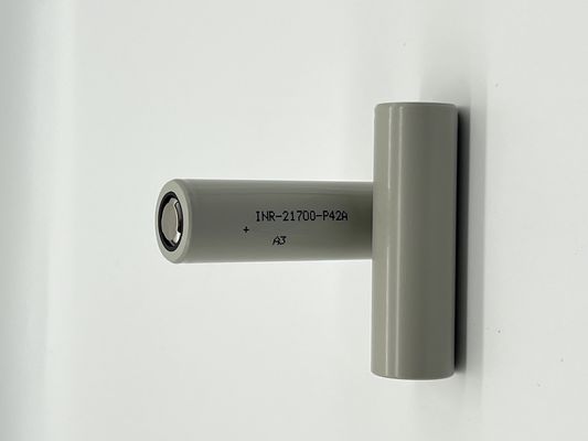 Batteria cilindrica al litio INR-21700-P45B 4500mAh 45A Batteria ricaricabile agli ioni di litio Batteria batteria al litio P42A