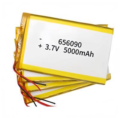 Batteria al litio ricaricabile ad alta capacità 5000mAh Batteria agli ioni di litio 3.7v 5000mah 656090 con cavi PCB