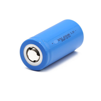 Batteria LiFePO4 IFR32700 32650 3.2V 6000mAh con 2000 cicli di vita per lo stoccaggio dell'energia solare