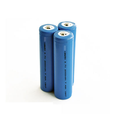 Batteria agli ioni di litio 18650 certificata RoHS da 2500 mAh 3,7 V con PCM per applicazioni industriali
